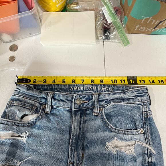American Eagle Destroyed High Rise Mom Jeans Stretch Womens Size 2 - Picture 7 of 9